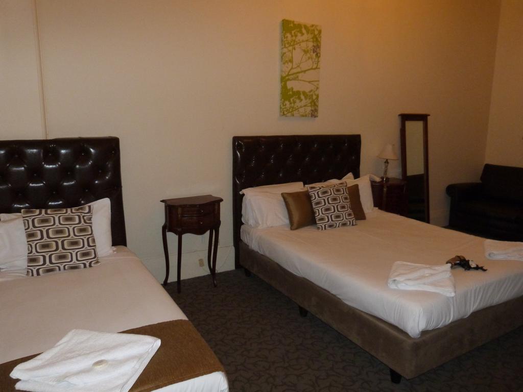 Ambassadors Hotel Аделаида Экстерьер фото